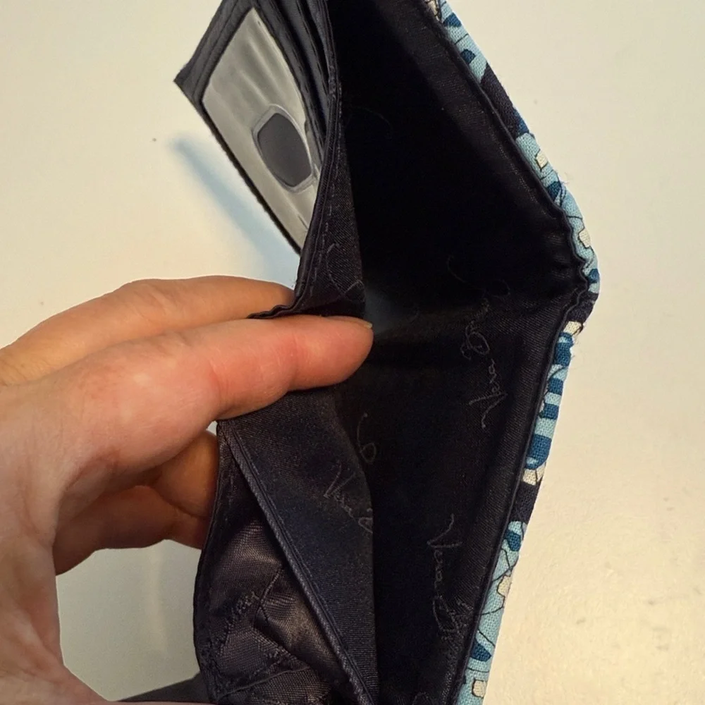 Vera Bradley RFID floral quilted trifold Wallet.